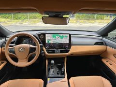 Lexus ES 200 Premium Edition - ფოტო 8