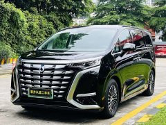 Denza D9 2022 DM-i 970 AWD Flagship - ფოტო 1
