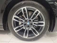 BMW 5 Series 530Li Premier M Sport Package - ფოტო 8