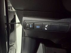Toyota Corolla 2023 1.8L CVT Luxury - ფოტო 14
