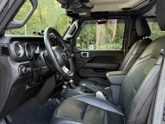 Jeep Wrangler 2.0T Sahara Four-Door - ფოტო 15