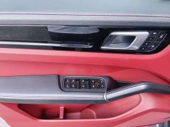 Porsche Cayenne 3.0T Platinum Edition - ფოტო 10