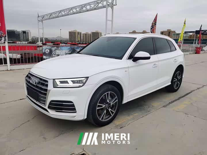 Audi Q5L 2020 40 TFSI Prestige Fashion Edition - ავტომობილი ჩინეთიდან