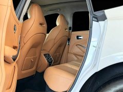 Aston Martin DBX 4.0T V8 - ფოტო 6