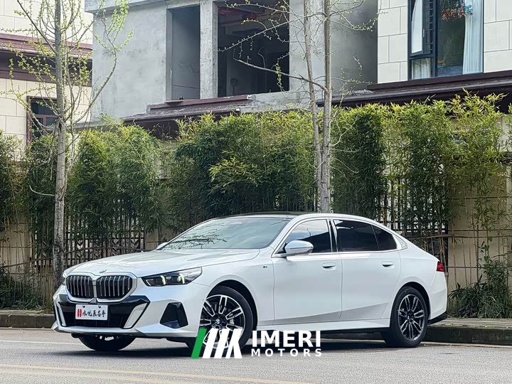 BMW 5 Series 2024 530Li Premier M Sport Package - ავტომობილი ჩინეთიდან