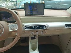 Wuling Hongguang MINIEV Third Generation 215km Youth Edition - ფოტო 13