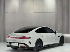 Xiaomi SU7 2024 Rear-Wheel Drive Long Range Smart Driving Edition - ფოტო 8