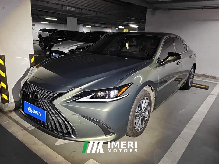 Lexus ES 2023 200 Excellence Edition - ავტომობილი ჩინეთიდან