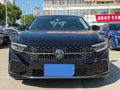 Volkswagen Passat 330TSI Prestige - ფოტო 2