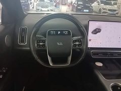 Li Auto L8 Pro - ფოტო 11