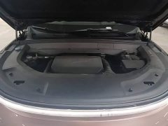Li Auto L8 Pro - ფოტო 20
