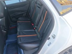 Changan UNI-V 2024 1.5T Premium - ფოტო 17