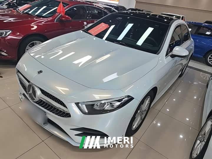 Mercedes-Benz A-Class Facelift A 200 L Sport Sedan Fashion Edition