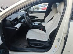 BYD Dolphin 06 DM-i Smart Drive 120KM Deluxe - ფოტო 15
