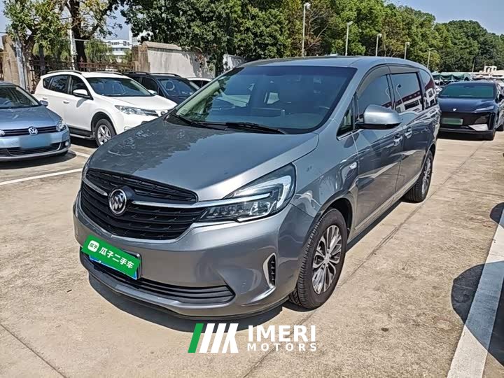 Buick GL8 Land Business Class 652T Luxury