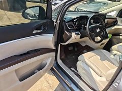 Buick GL8 Land Business Class 652T Luxury - ფოტო 16
