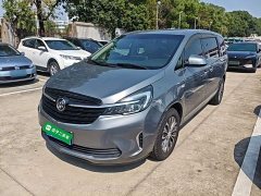 Buick GL8 Land Business Class 652T Luxury - ფოტო 2