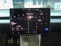 Tesla Model Y Rear-Wheel Drive - ფოტო 13