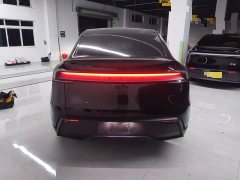 Tesla Model Y Rear-Wheel Drive - ფოტო 6