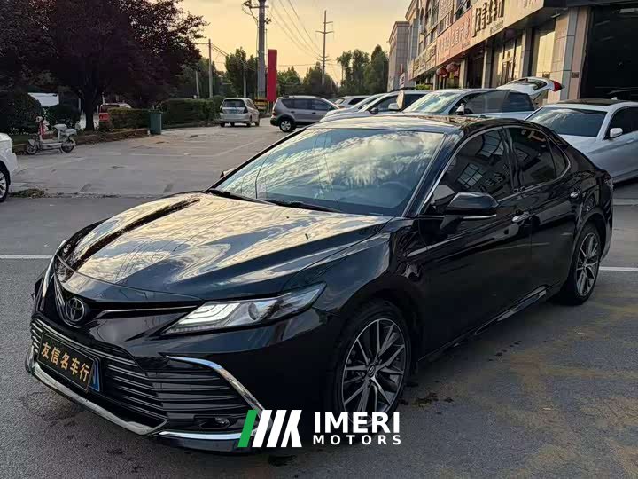 Toyota Camry 2.5G Luxury