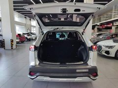 Toyota Frontlander 2023 2.0L CVT Elite - ფოტო 19