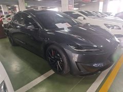 Tesla Model 3 High Performance All-Wheel Drive - ფოტო 4