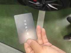 Tesla Model 3 High Performance All-Wheel Drive - ფოტო 9
