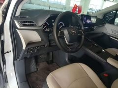Toyota Sienna 2024 2.5L Hybrid Comfort Edition - ფოტო 10