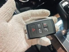 Land Rover Discovery Sport 249PS R-Dynamic S Performance 5-Seater - ფოტო 9