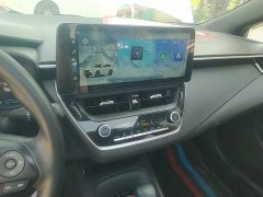 Toyota Corolla Hybrid 1.8H E-CVT Sport - ფოტო 13
