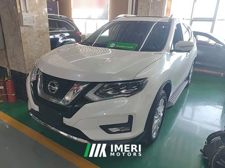 Nissan Qashqai 2.0L FWD Smart Connect Premium Edition