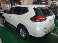 Nissan Qashqai 2.0L FWD Smart Connect Premium Edition - ფოტო 5