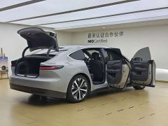NIO ET7 75kWh Executive - ფოტო 10