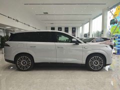 Denza BYD Denza N8L Flagship - ფოტო 4