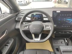 BYD e7 520 Smart Driving Edition - ფოტო 11