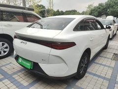 BYD e7 520 Smart Driving Edition - ფოტო 7