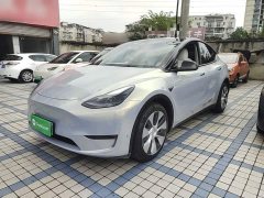 Tesla Model Y Standard Range RWD - ფოტო 1