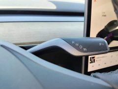 Tesla Model Y Rear-Wheel Drive - ფოტო 14
