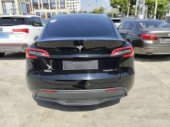 Tesla Model Y Rear-Wheel Drive - ფოტო 6