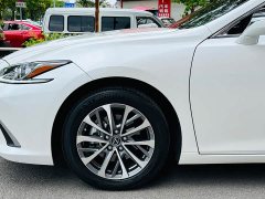 Lexus ES 2022 300h Excellence Edition - ფოტო 10