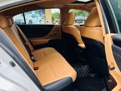 Lexus ES 2022 300h Excellence Edition - ფოტო 16