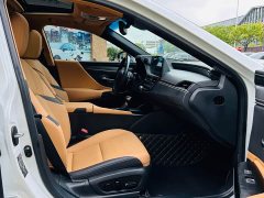 Lexus ES 2022 300h Excellence Edition - ფოტო 17