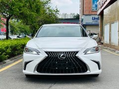 Lexus ES 2022 300h Excellence Edition - ფოტო 2