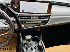 Lexus ES 2022 300h Excellence Edition - ფოტო 20