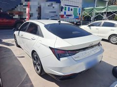 Hyundai Elantra 1.5L CVT GLX Elite - ფოტო 5