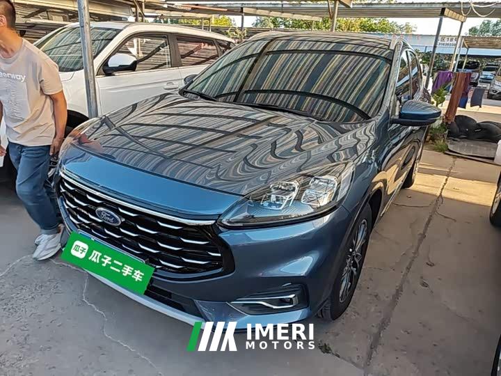 Ford Escape EcoBoost 245 AWD Premium Edition