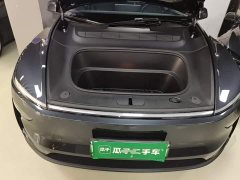 Tesla Model Y Rear-Wheel Drive - ფოტო 20