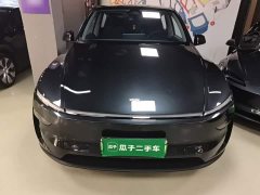 Tesla Model Y Rear-Wheel Drive - ფოტო 3