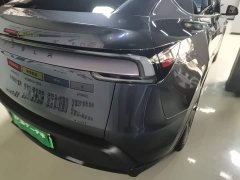 Tesla Model Y Rear-Wheel Drive - ფოტო 8