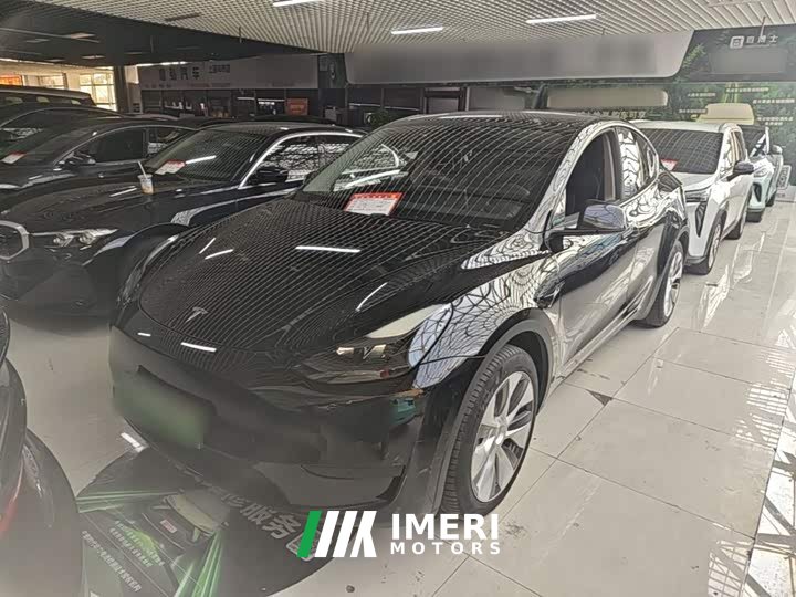 Tesla Model Y Facelift Rear-Wheel Drive